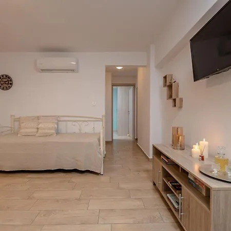 Apartment Seashades Naxos City